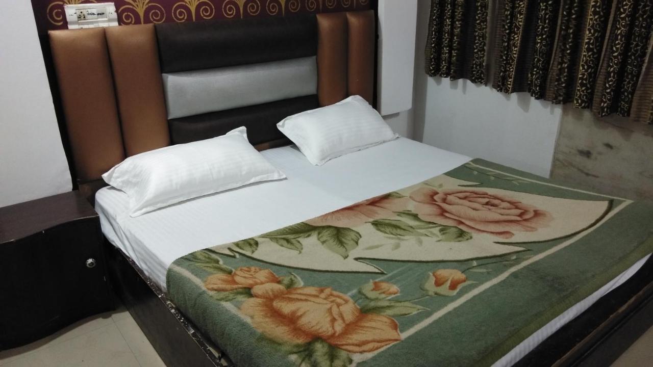 نيودلهي Hotel Euro International المظهر الخارجي الصورة